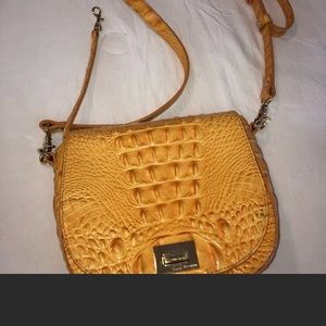 YELLOW PURSE